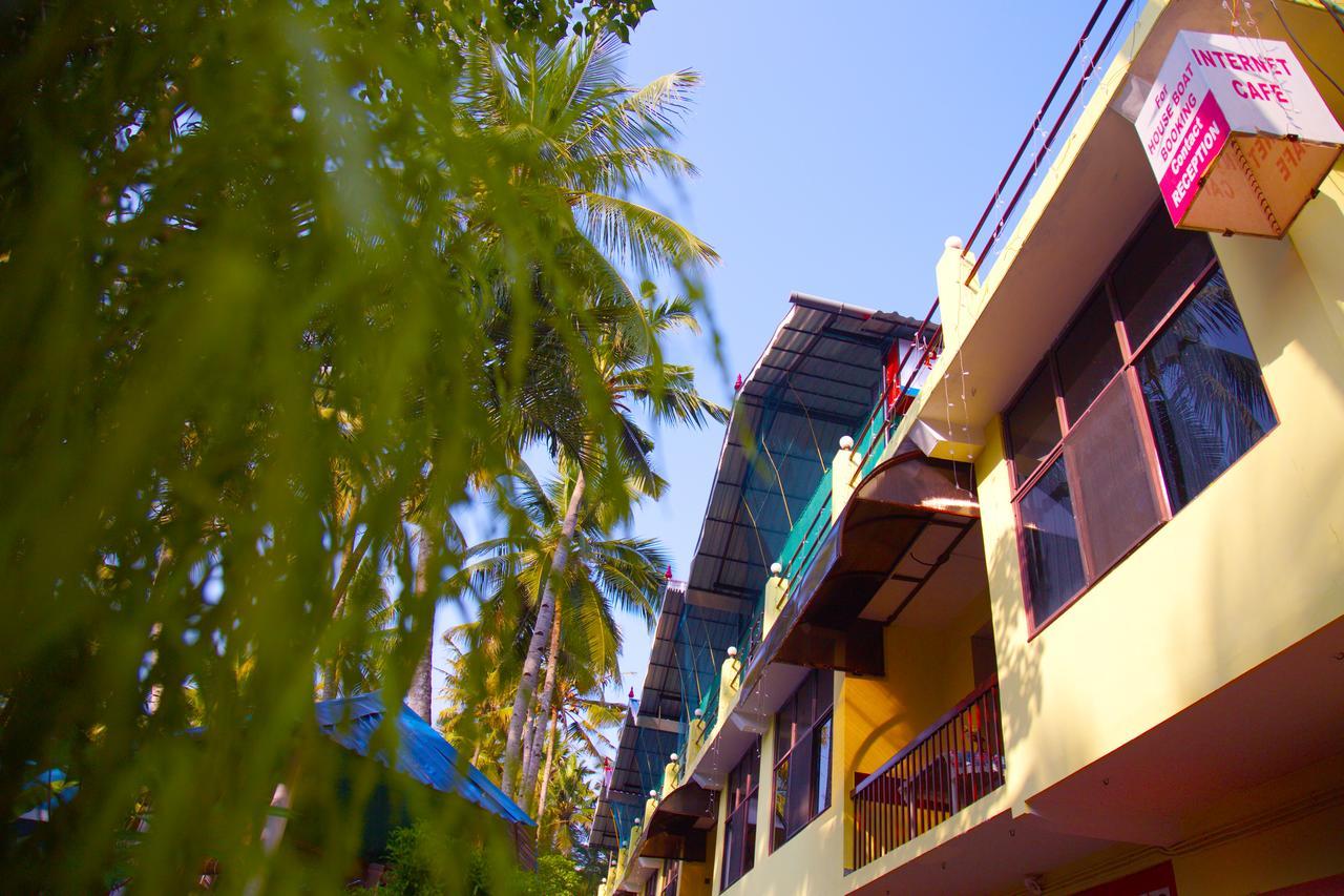 ורקלה Panchavadi Ayurvedic Beach Resort מראה חיצוני תמונה